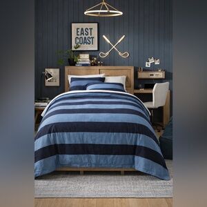 🛏️ Pottery Barn Full/Queen Size Duvet Cover – Blue Striped
